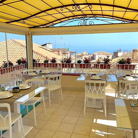 Residenza Il Barone Acomodação com café da manhã Tropea Exterior foto