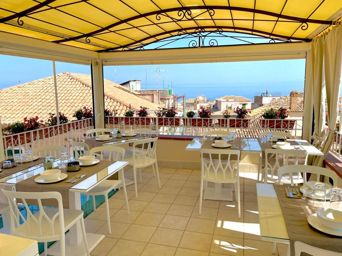 Residenza Il Barone Acomodação com café da manhã Tropea Exterior foto