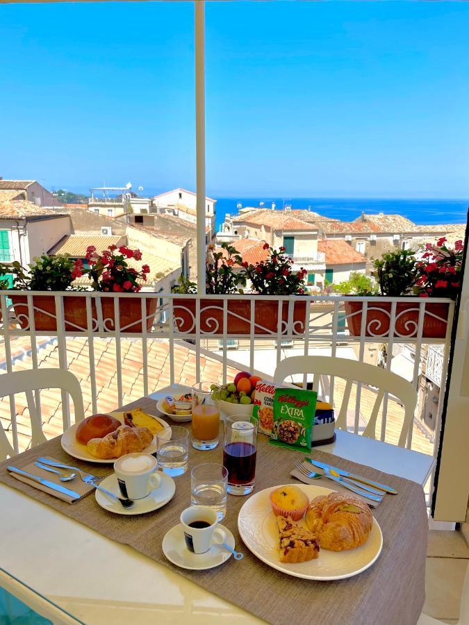 Residenza Il Barone Acomodação com café da manhã Tropea Exterior foto