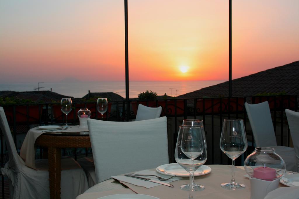 Residenza Il Barone Acomodação com café da manhã Tropea Exterior foto